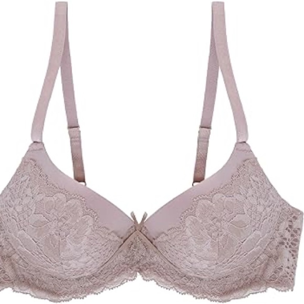 Sophie B gently worn tan lace sexy bra